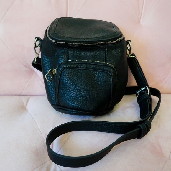 Street Level Handbags - Faux Leather Purse